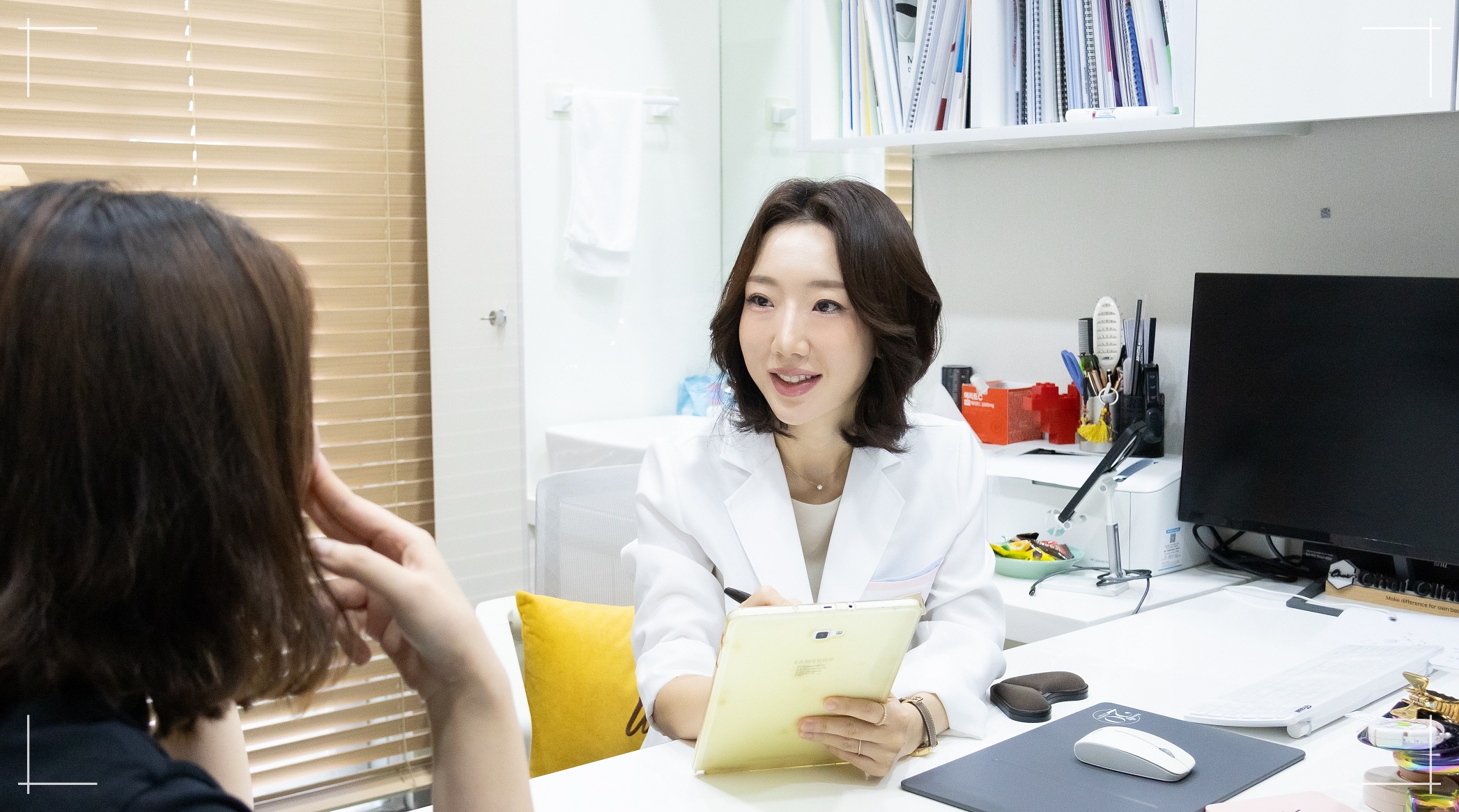 스킨보톡스 효과 언제부터 나타나는지 상담중인 홍대입구역 보톡스 잘하는곳 추천 차이의원