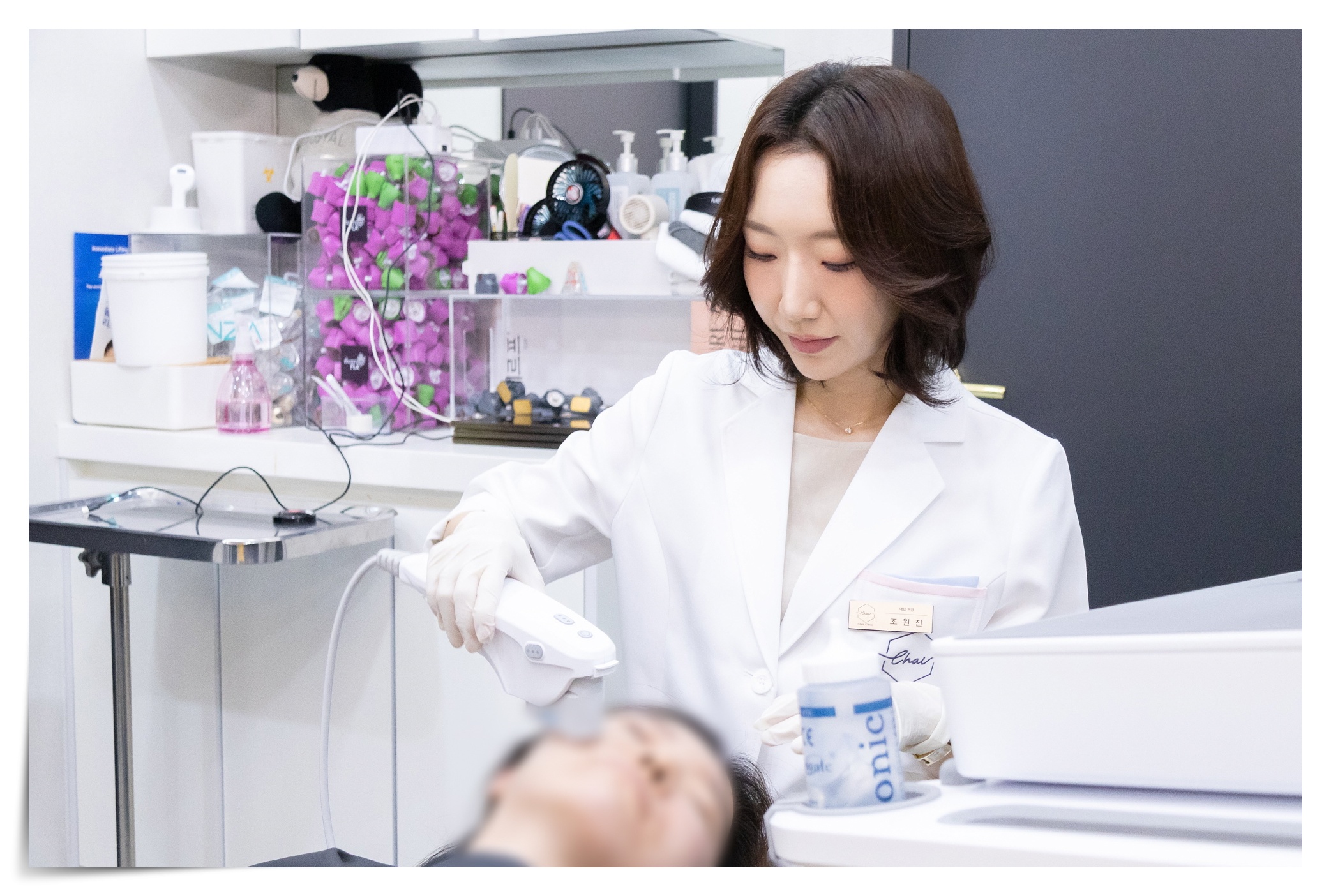 리프팅 레이저 TOP5, 피부과 시술 추천 차이의원 울쎄라피프라임 시술 장면