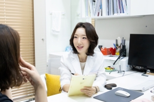눈가 리프팅 레이저, 아이써마지 vs 아이세르프 차이점 궁금하다면? 썸네일